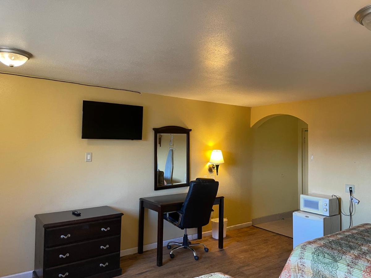 Dilley Executive Inn المظهر الخارجي الصورة